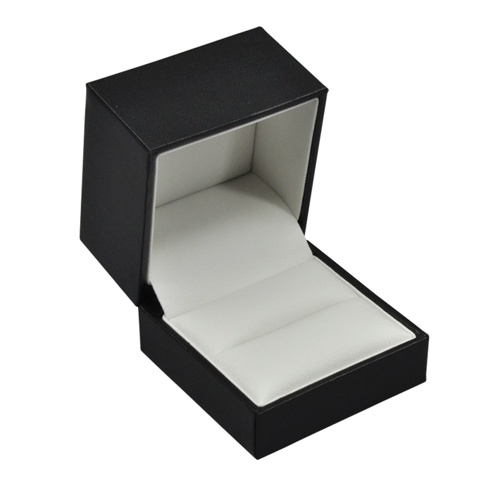 MN23 - Large Ring - Image 3